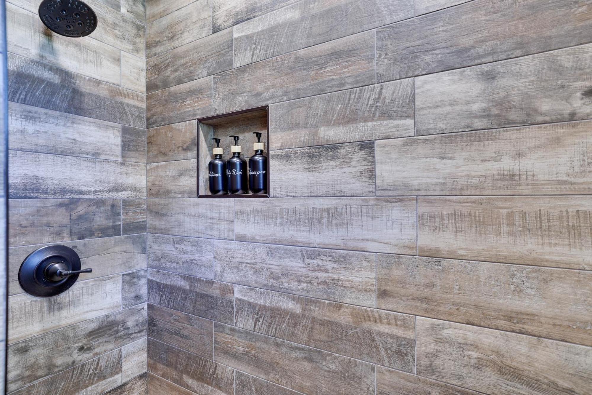 Poconos Brand New Lakefront Oasis 1 Acre, Hottub Gameroom Firepits Talk About Privacy Albrightsville Ngoại thất bức ảnh