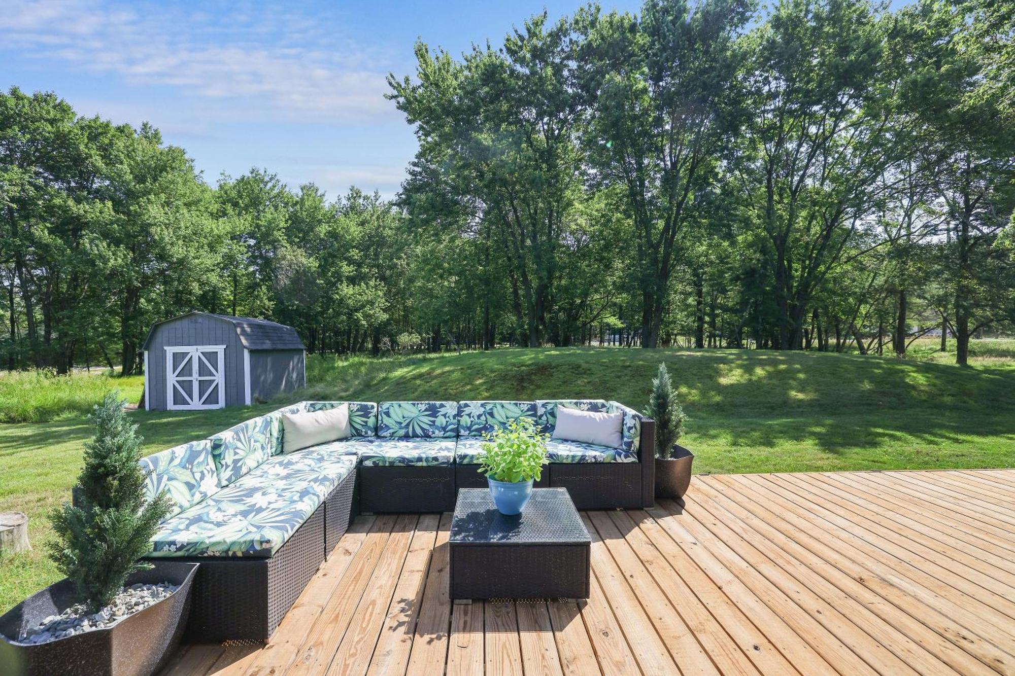Poconos Brand New Lakefront Oasis 1 Acre, Hottub Gameroom Firepits Talk About Privacy Albrightsville Ngoại thất bức ảnh